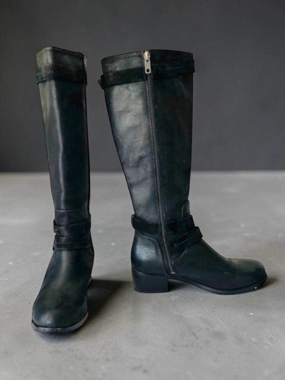 UGG Black Darcie Side Zipper Boots Size 6